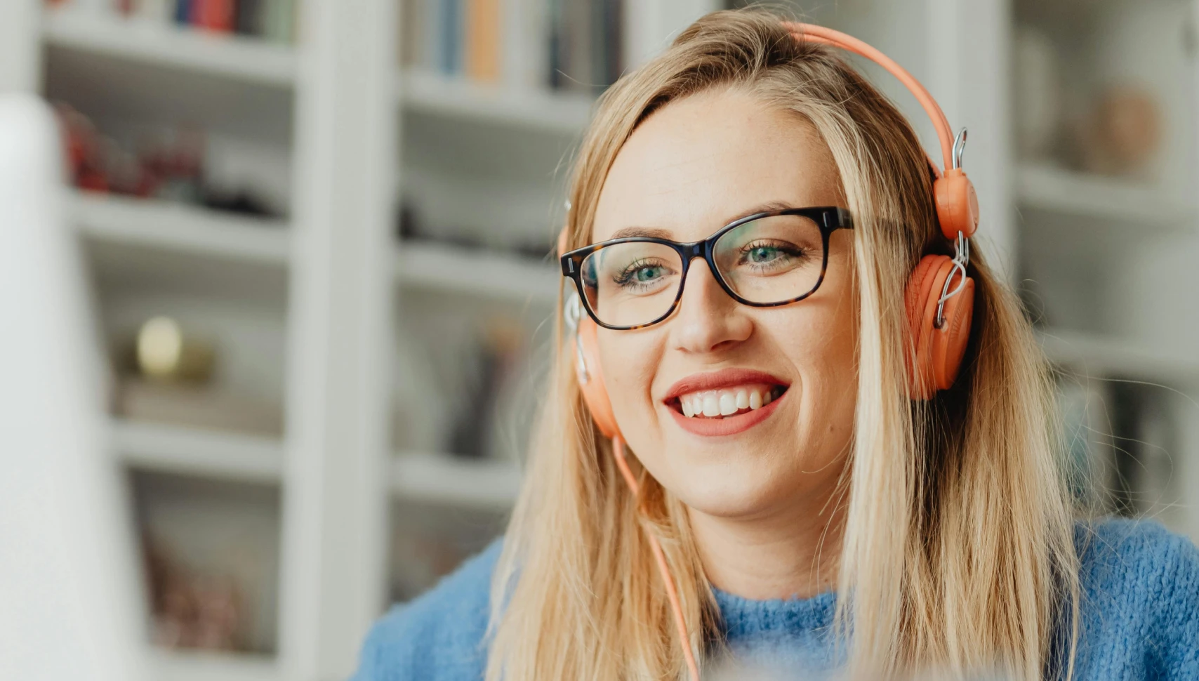 Mobile version of person using NativBase